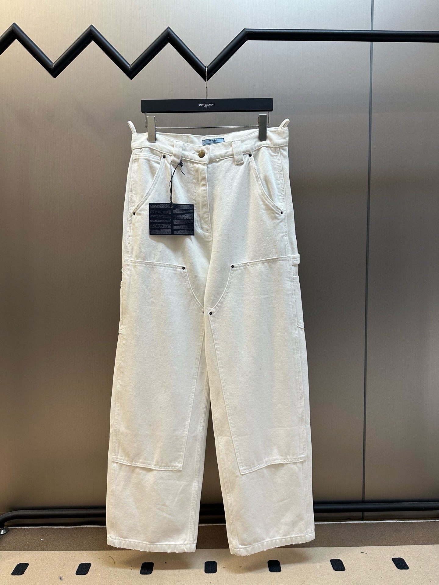Prada Jean