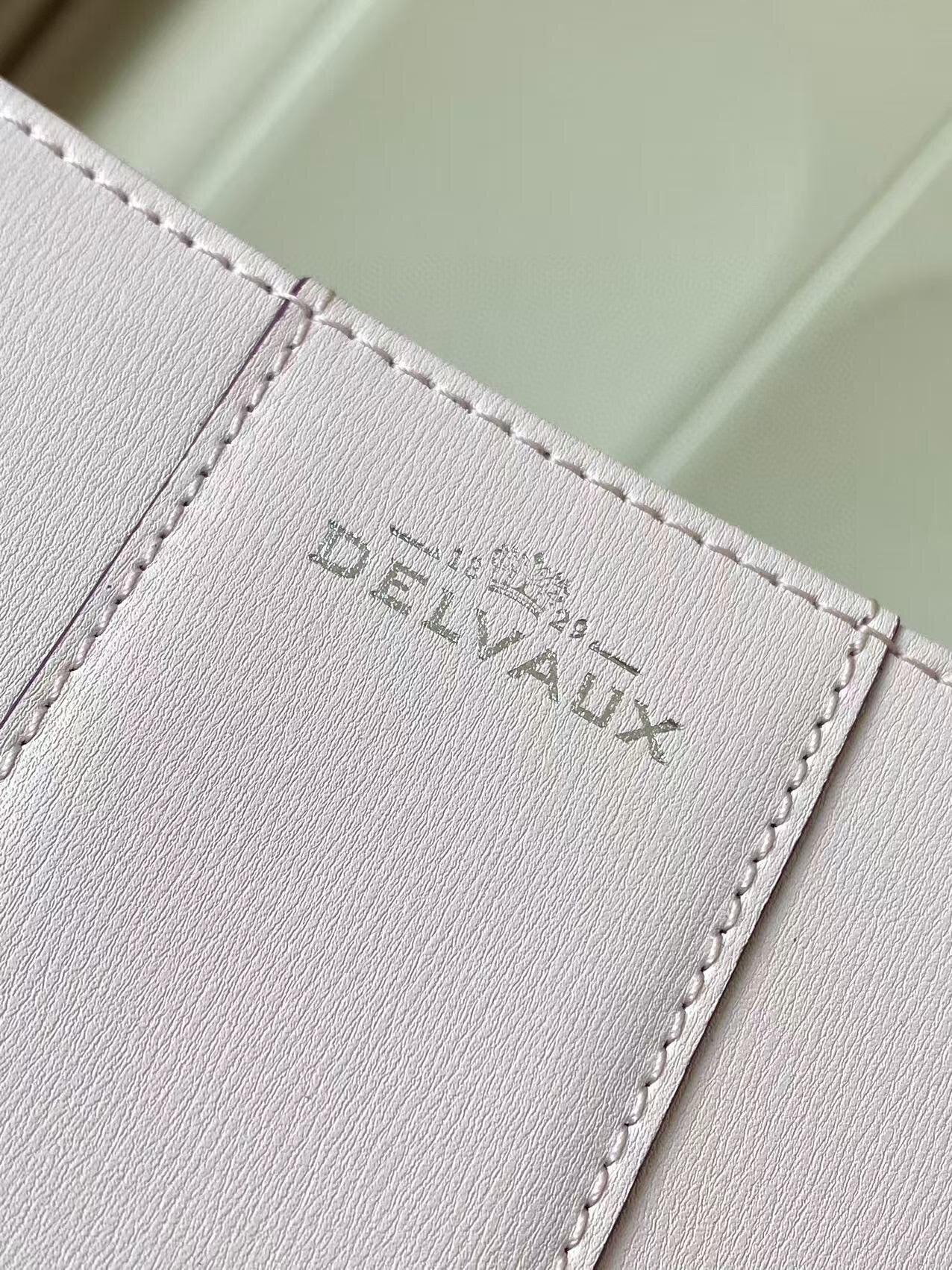 Delvaux Sling Bag (28*15*22cm)