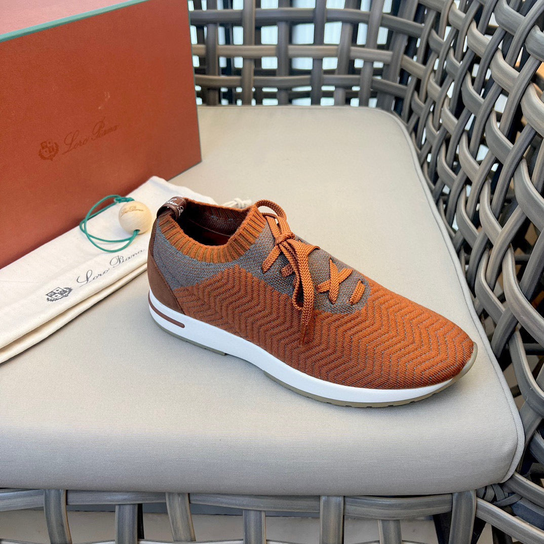 LP Sneakers