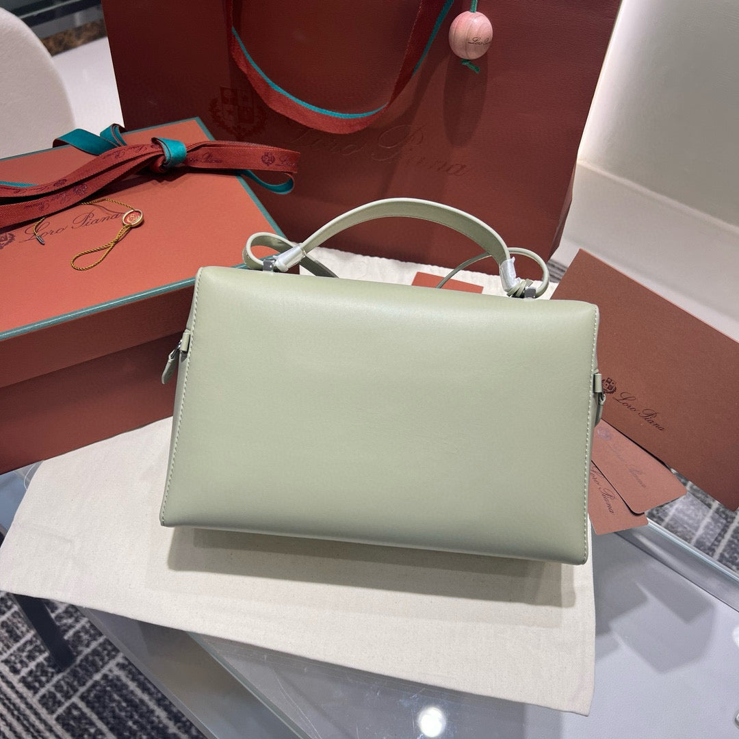 Loro Piana Extra Bag 27