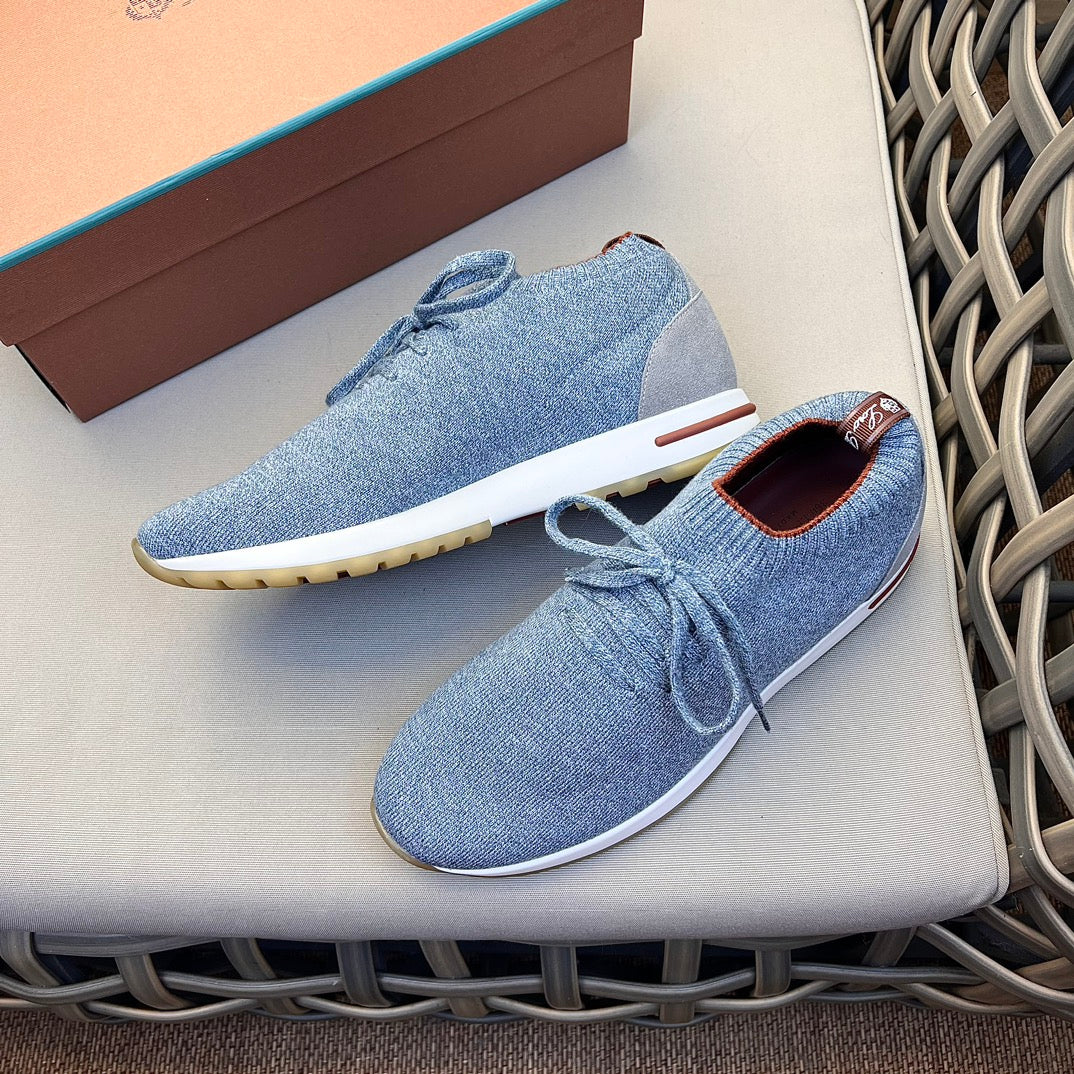 LP Sneakers