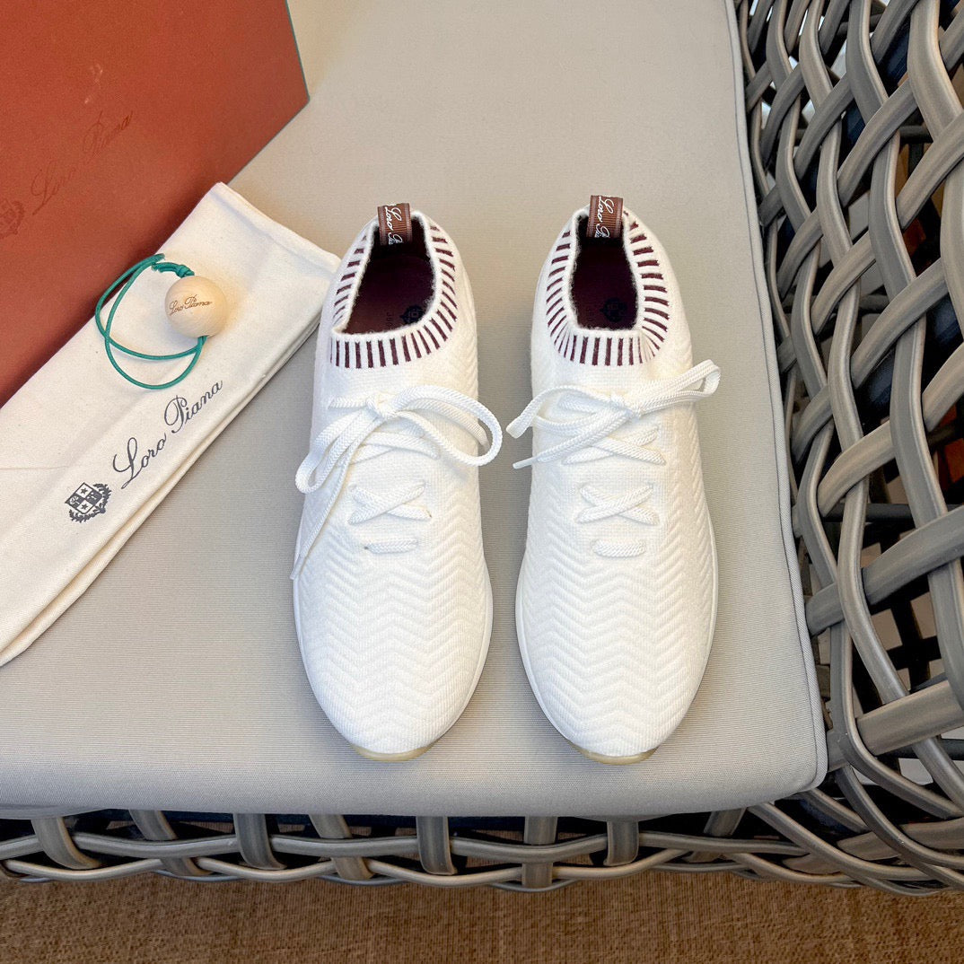 LP Sneakers