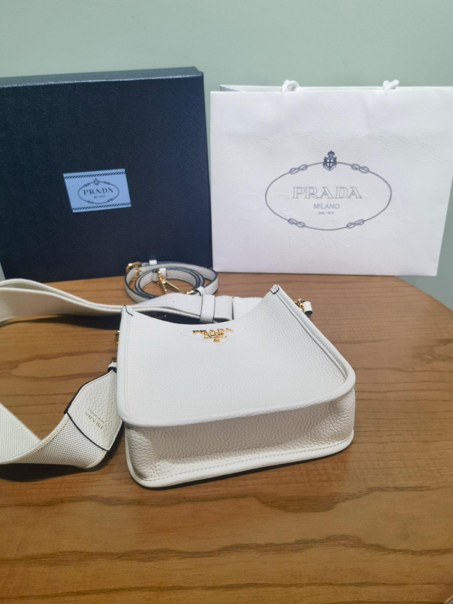 PD Arque Shoulder Bag 19x20x6cm