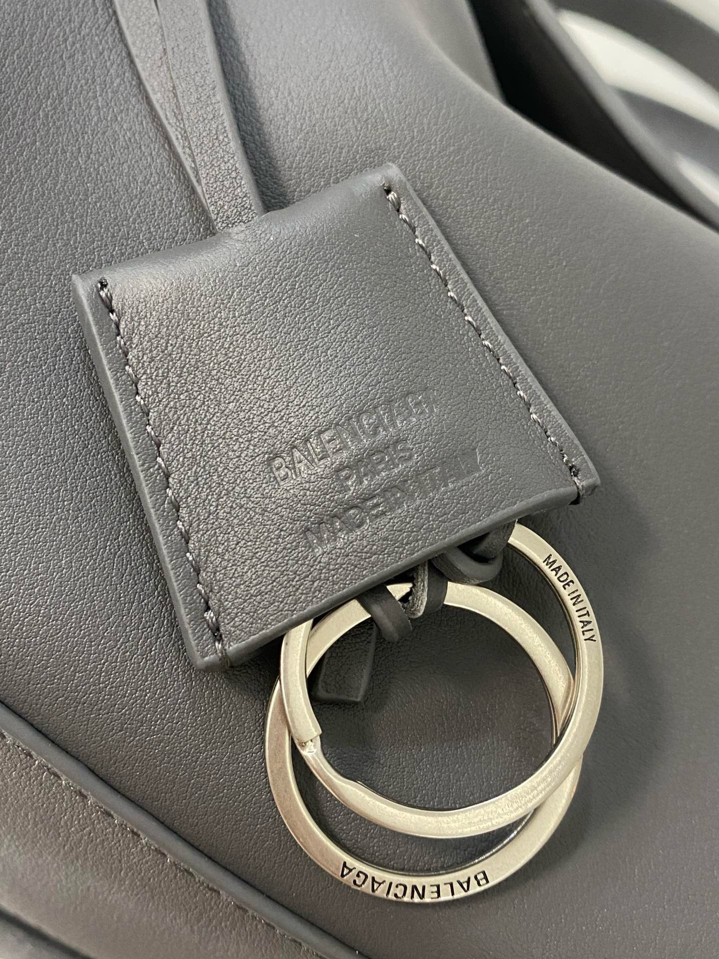 Balenciaga Rodeo Handbag 29x20x10cm