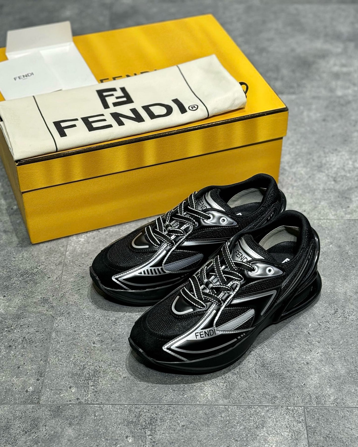 Zapatillas Fendi