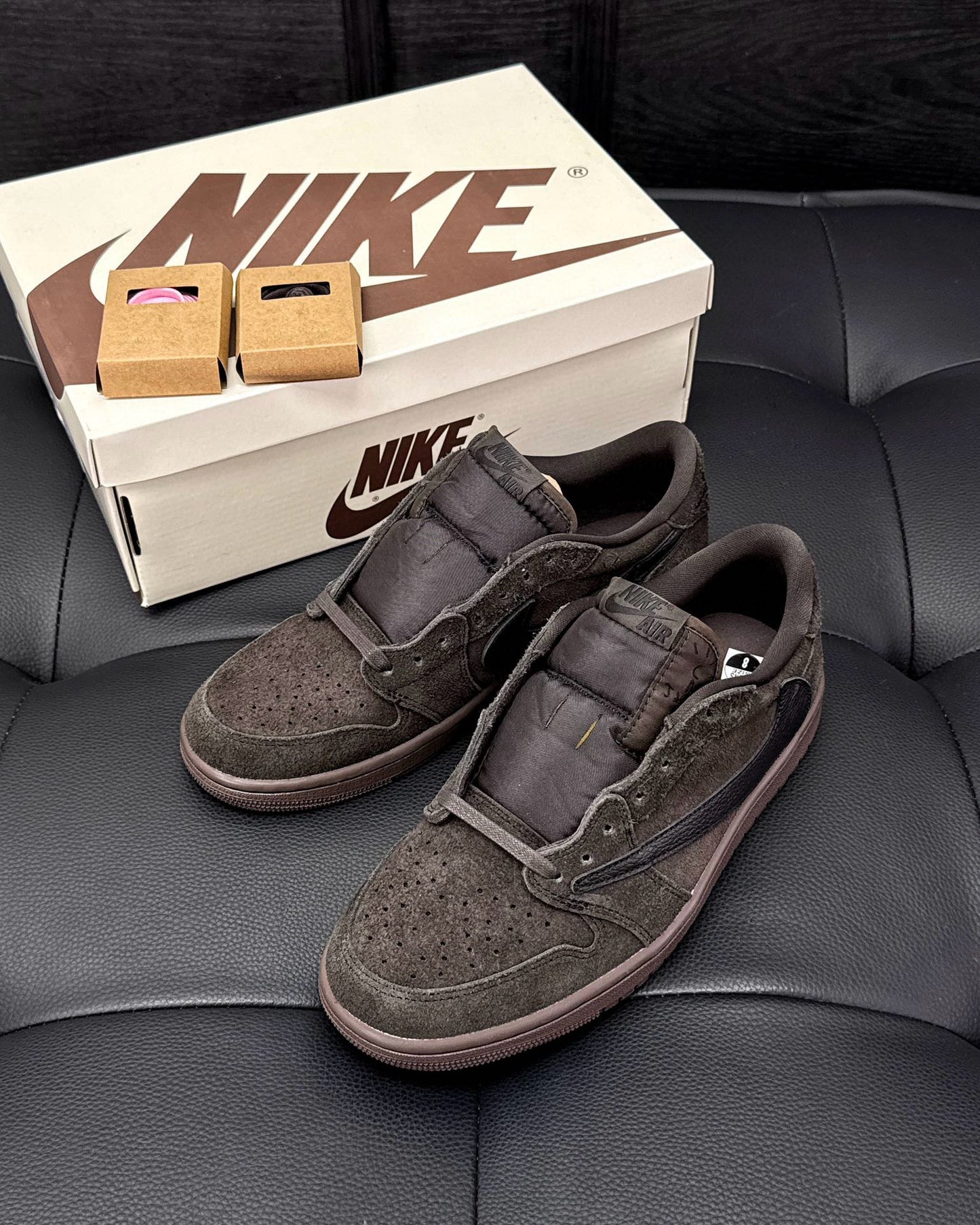 Travis Scott “Velvet Brown” X AJ 1 Low