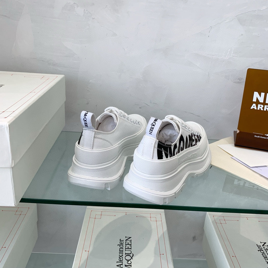 Alexander McQueen Sneakers