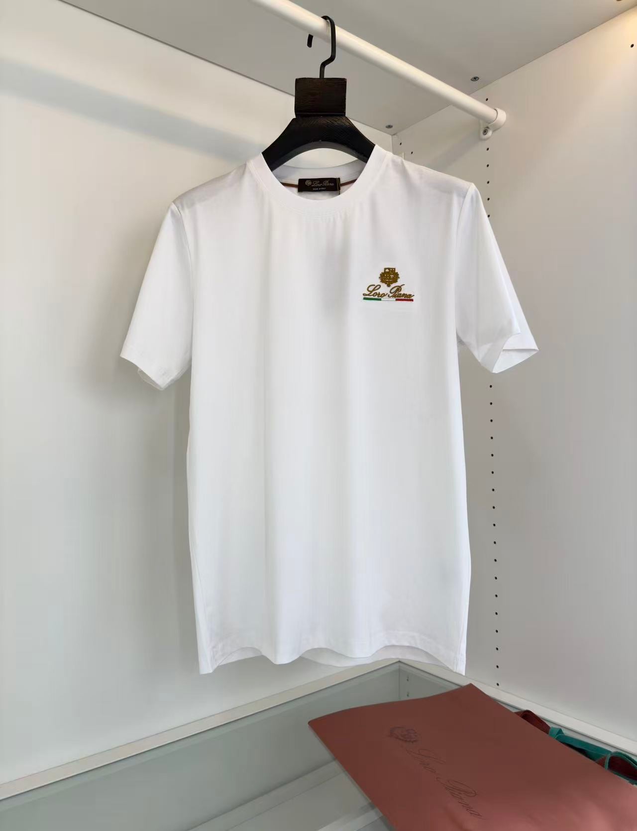LP T-shirt