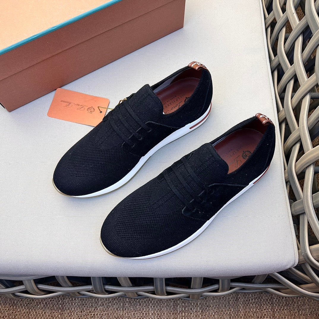 LP Sneakers