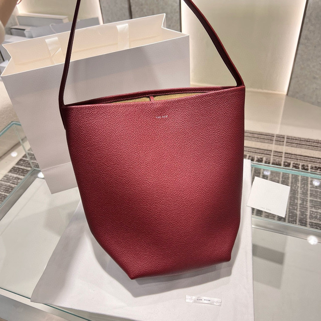 The Row Bucket Bag(30CM*28CM*15.5CM)