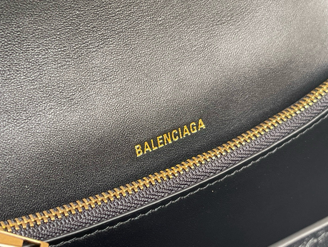 Balenciaga Crush Handbag(31x20x12cm)