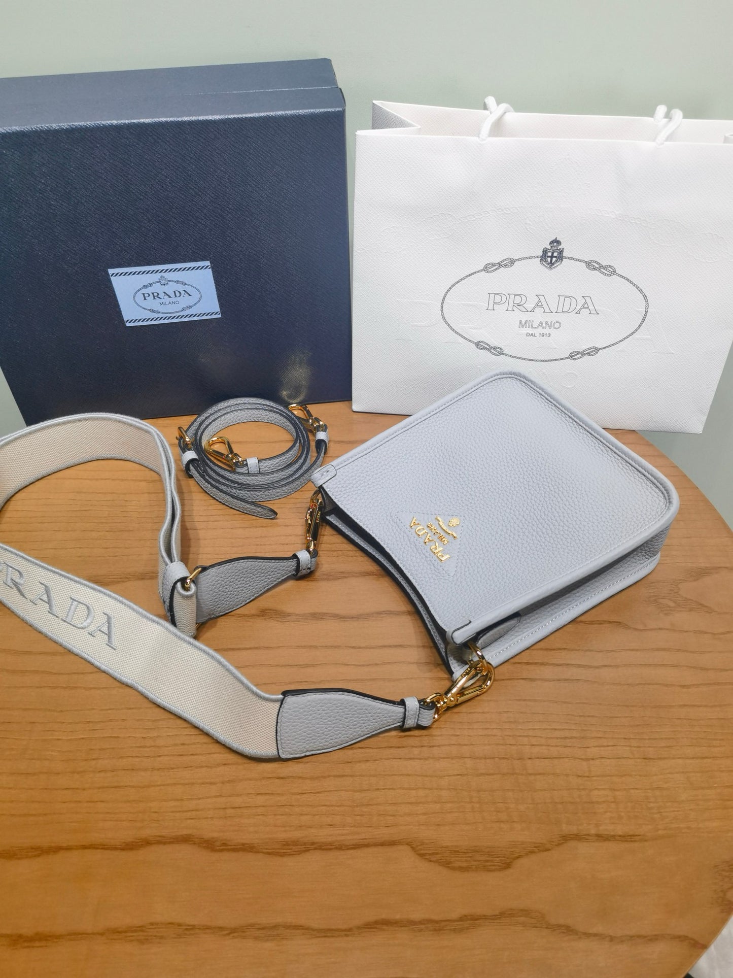 PD Arque Shoulder Bag 19x20x6cm