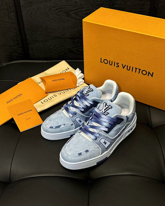 Lv Trainer