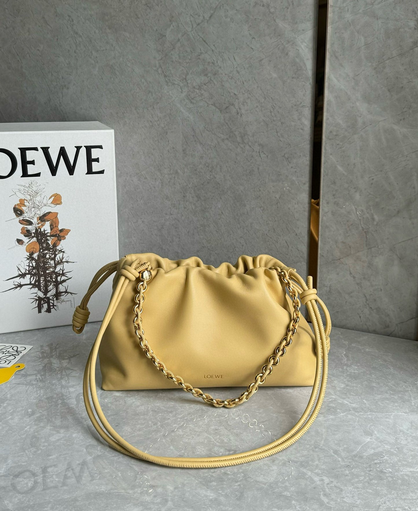 Loewe Flamenco Purse Lucky Bag(30x10.5x20cm)