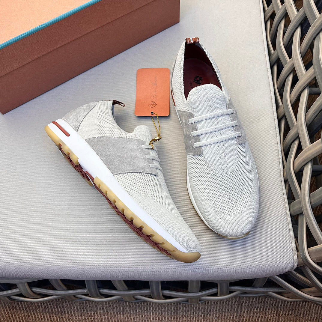 LP Sneakers