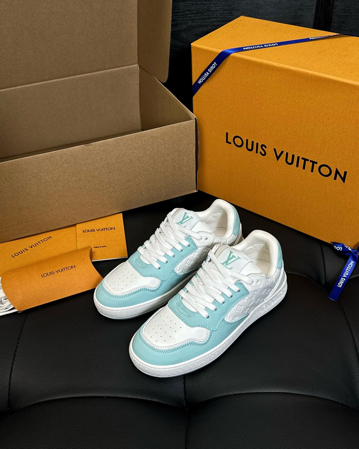 Lv Sneakers