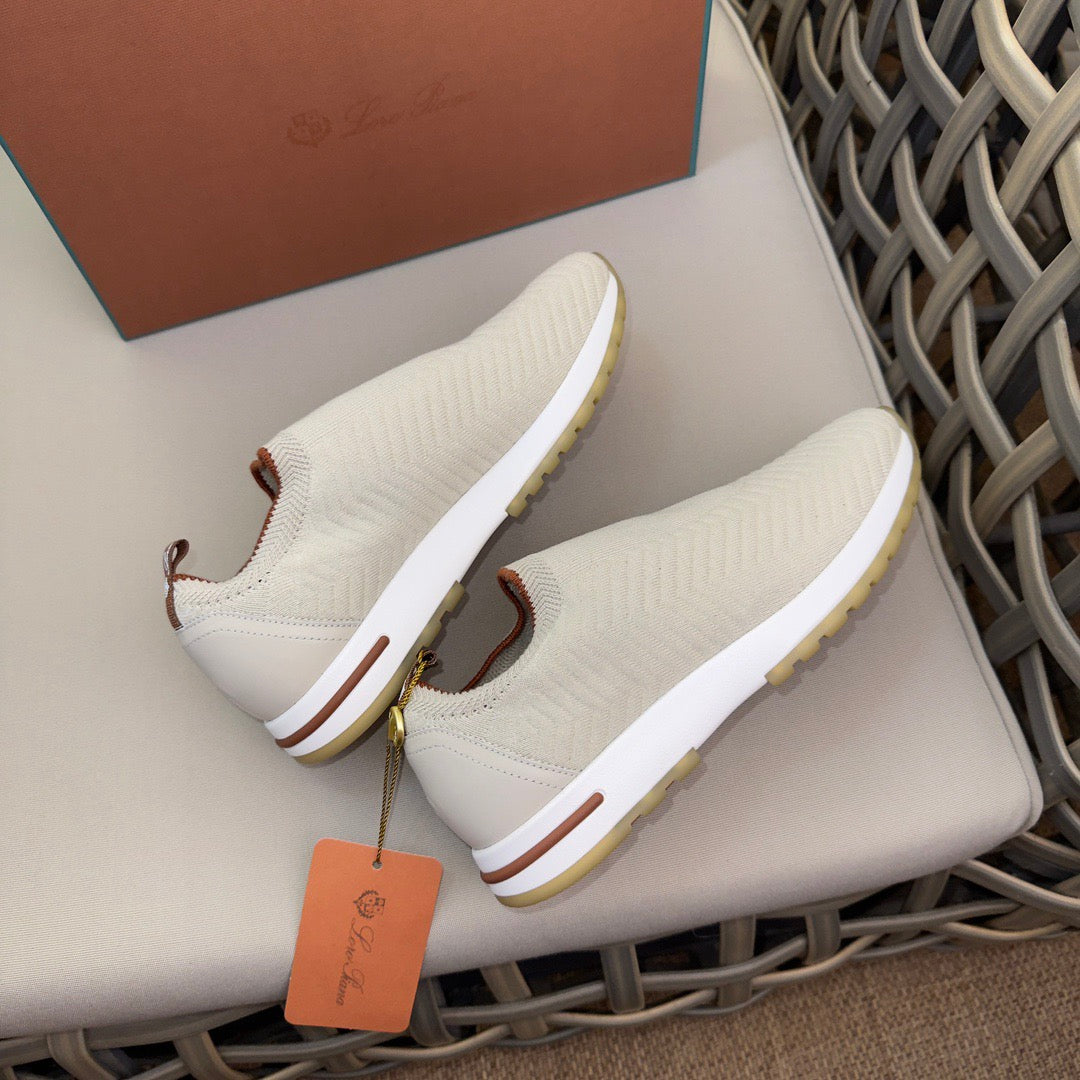 LP Sneakers