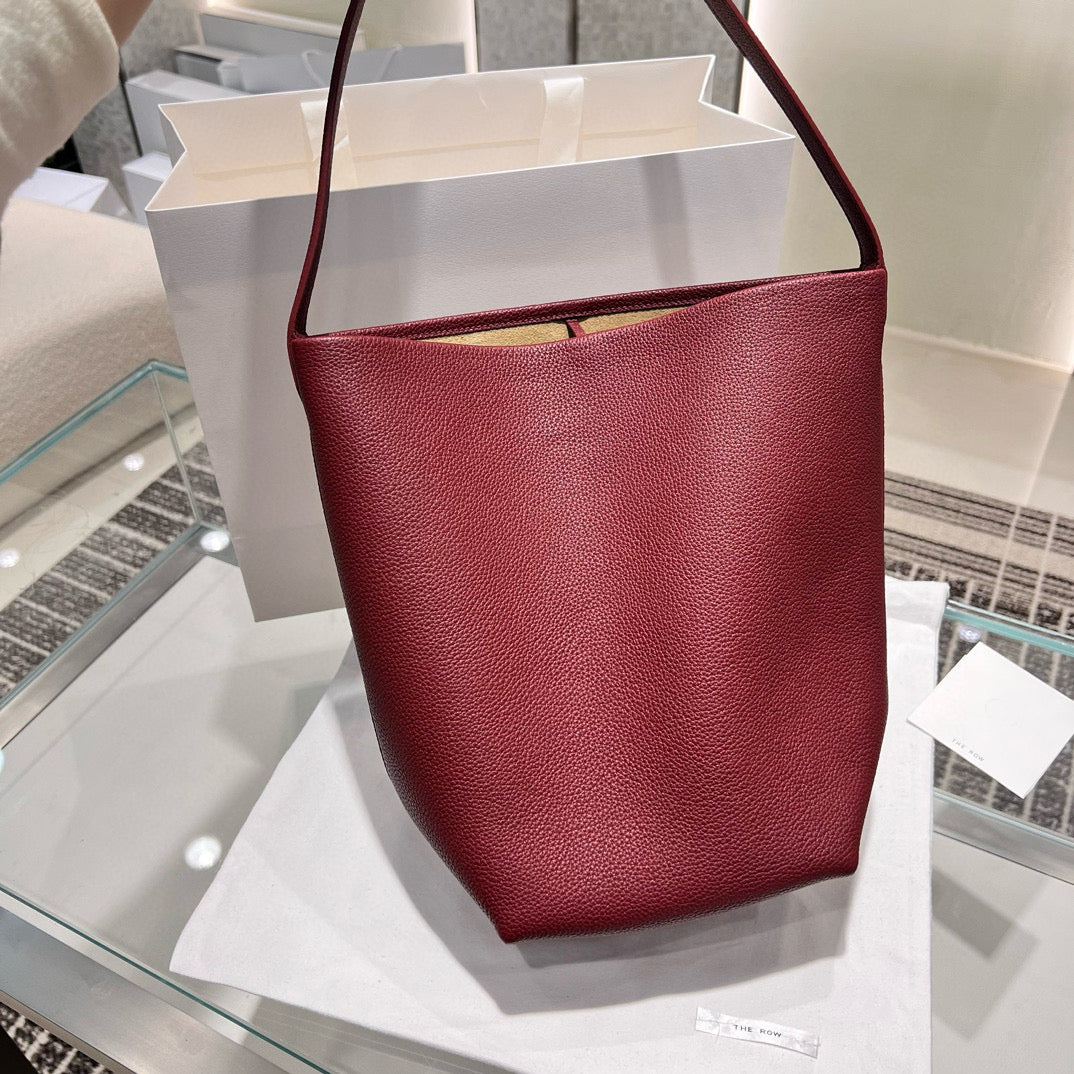 The Row Bucket Bag(30CM*28CM*15.5CM)