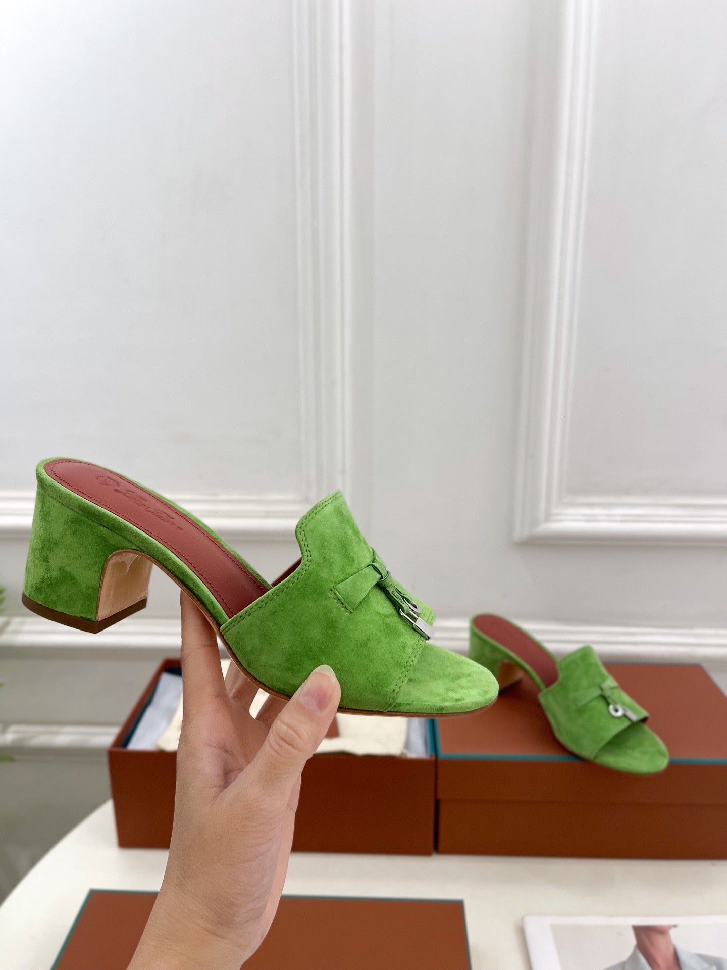 LP Sandals