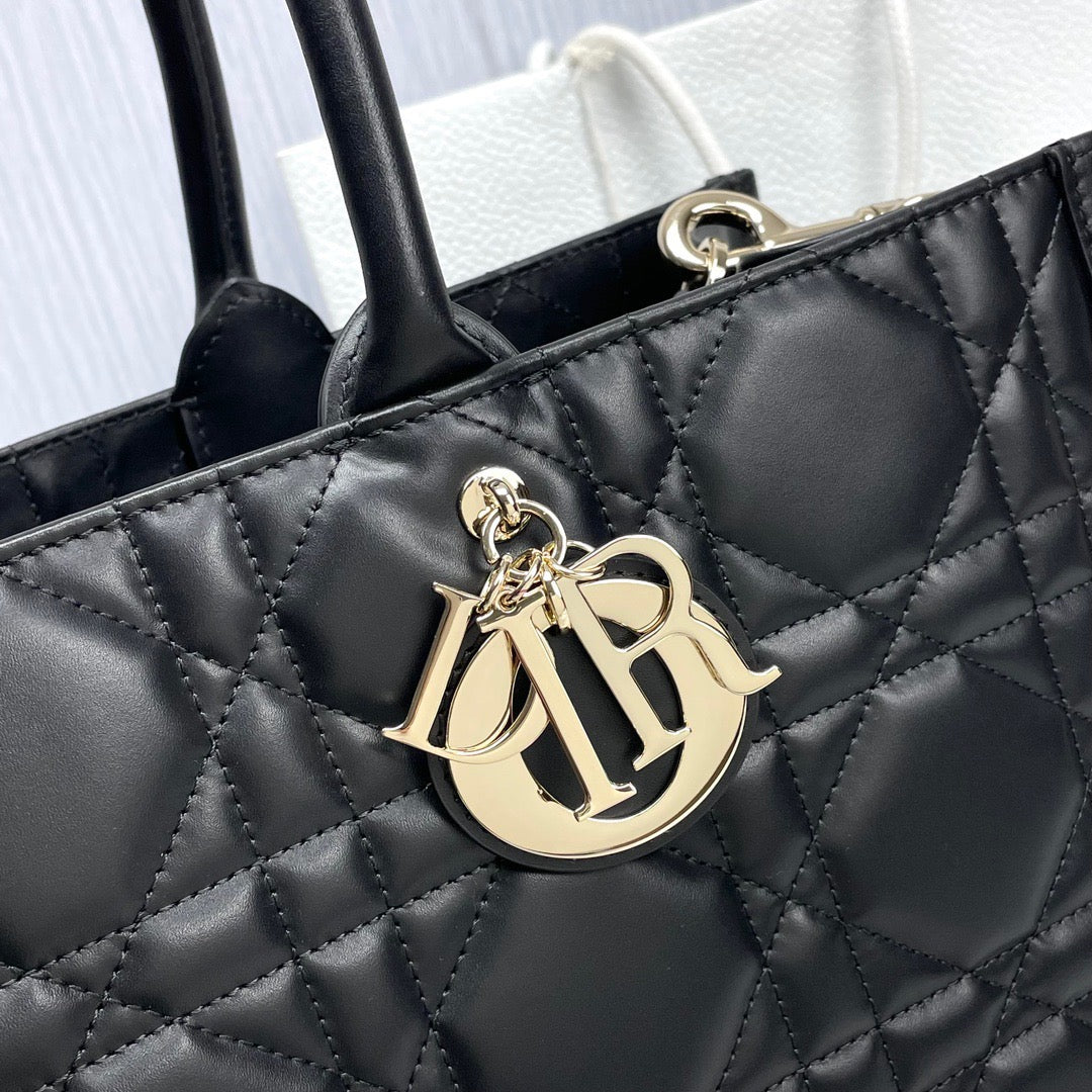 Dior Tote (41.5cm)