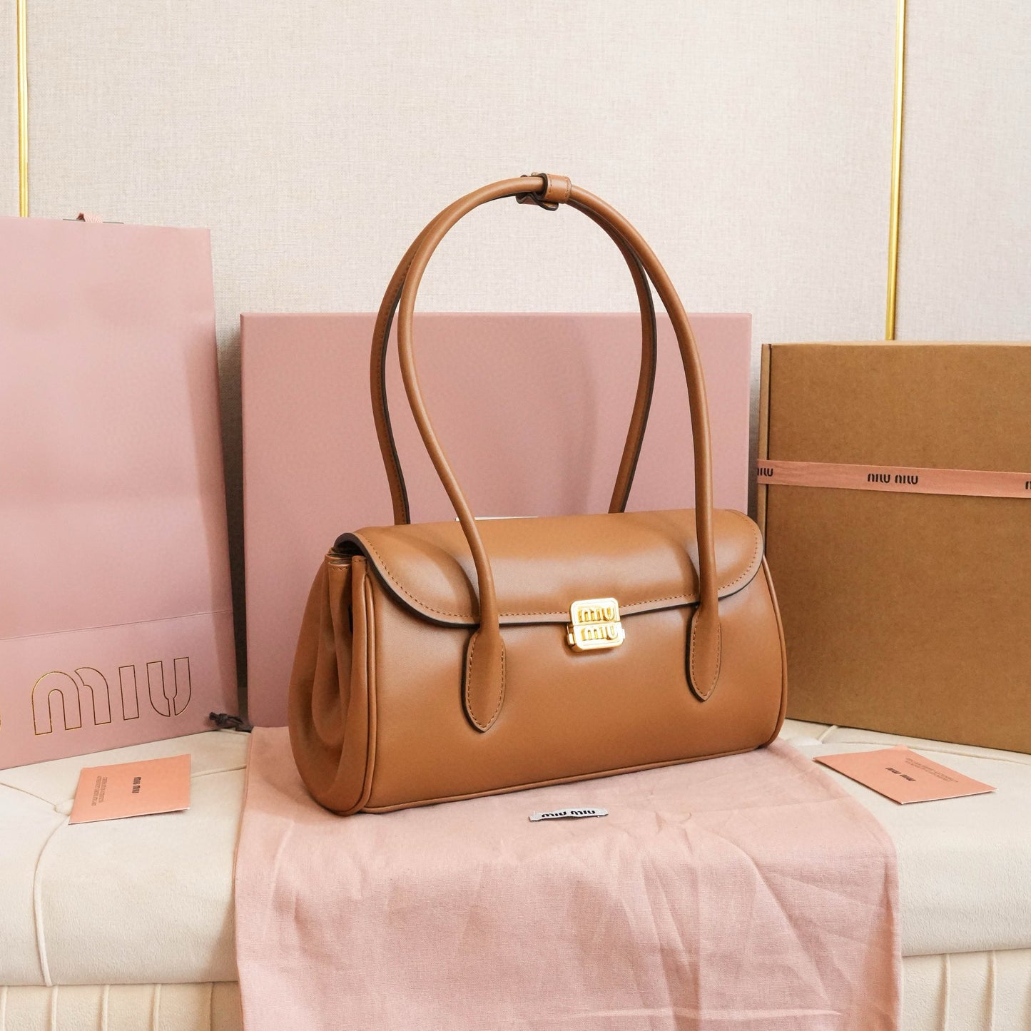 Miu Miu Shoulder Bag 28x15x11cm