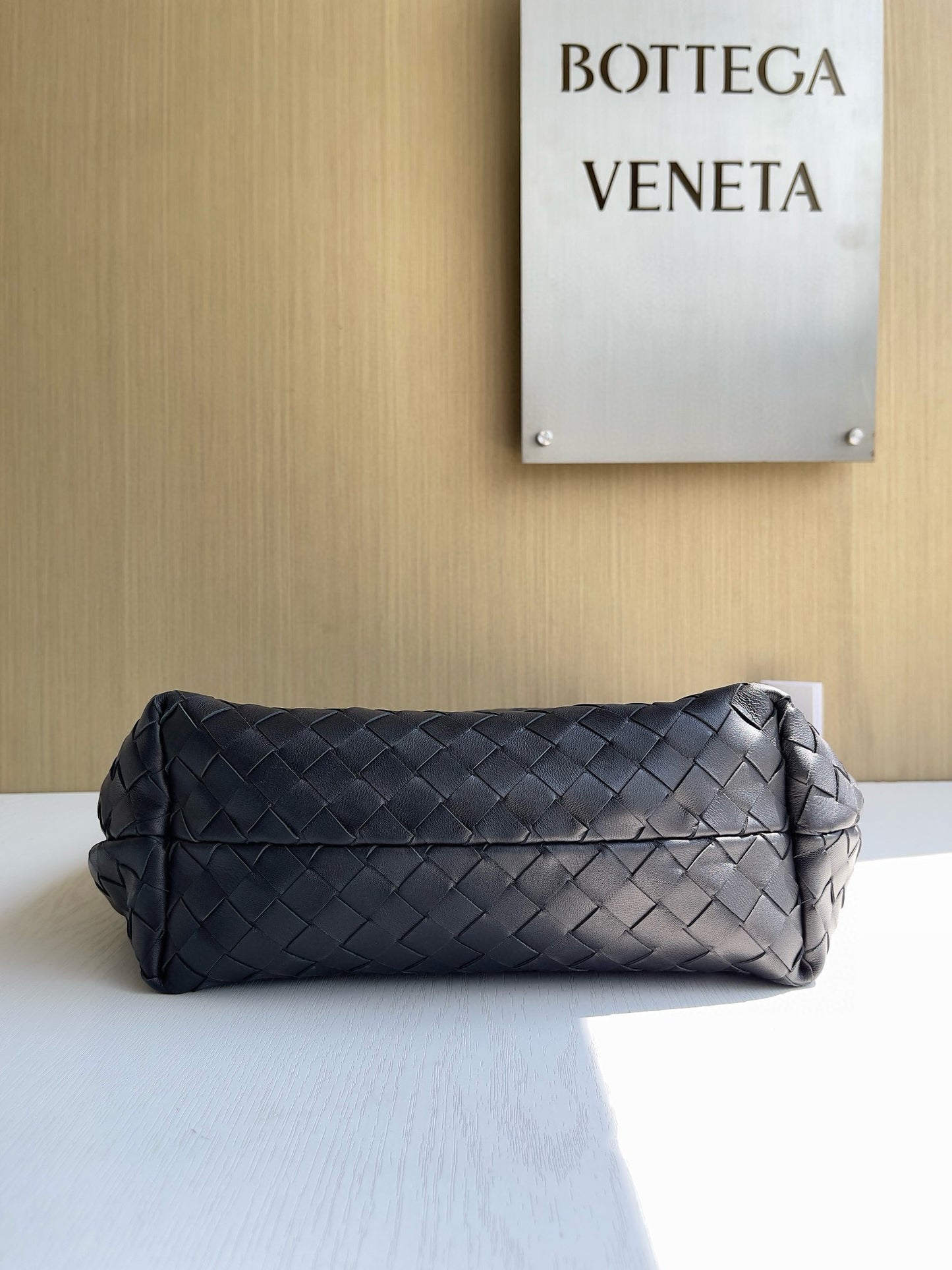 BV Sardine Hobo Bag 44x13x40cm