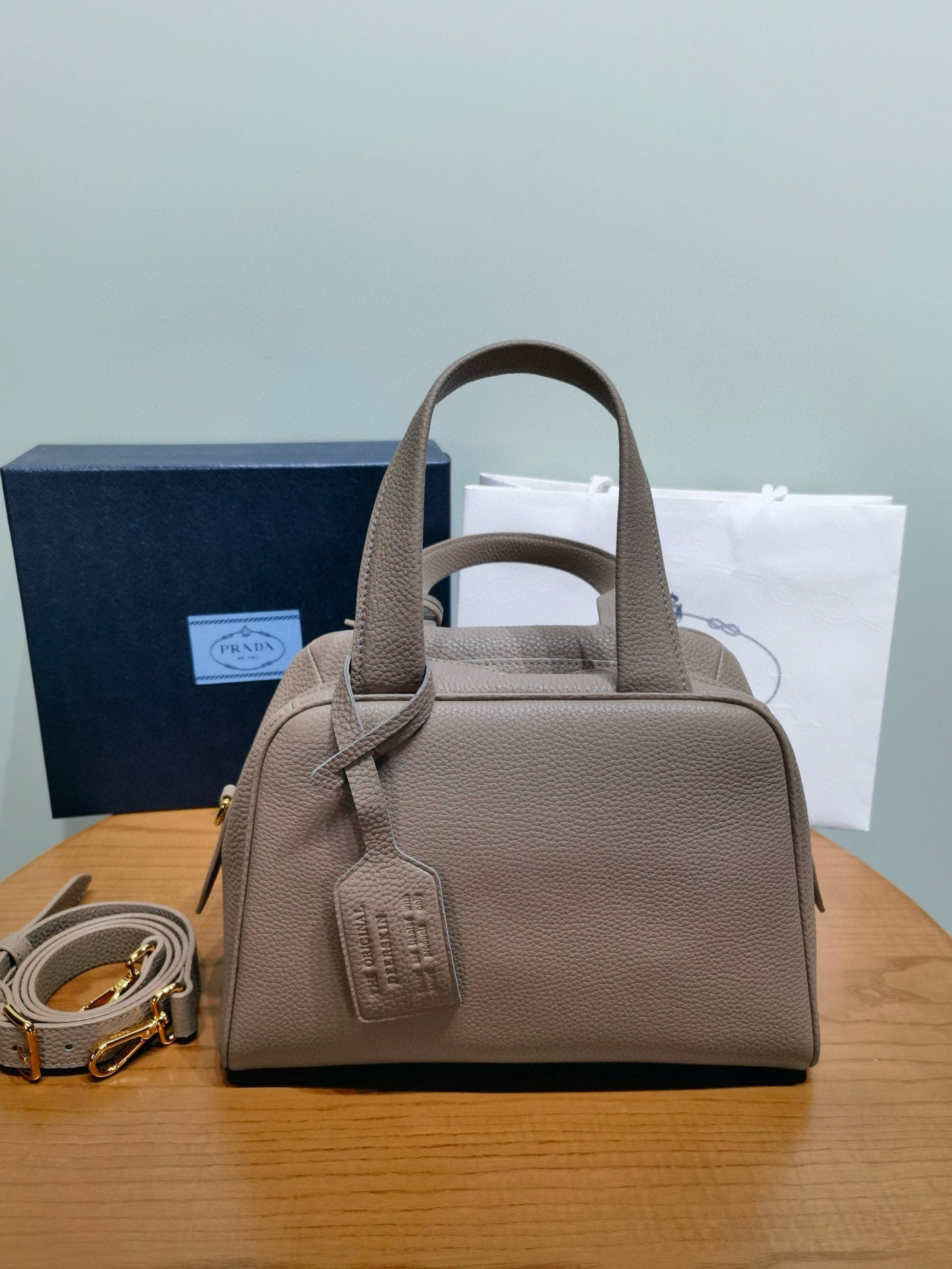 PD Clay Grey Top-Handle Bag 28x20x13cm