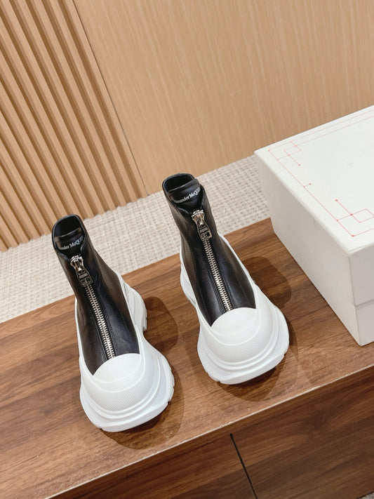 Alexander McQueen Sneakers