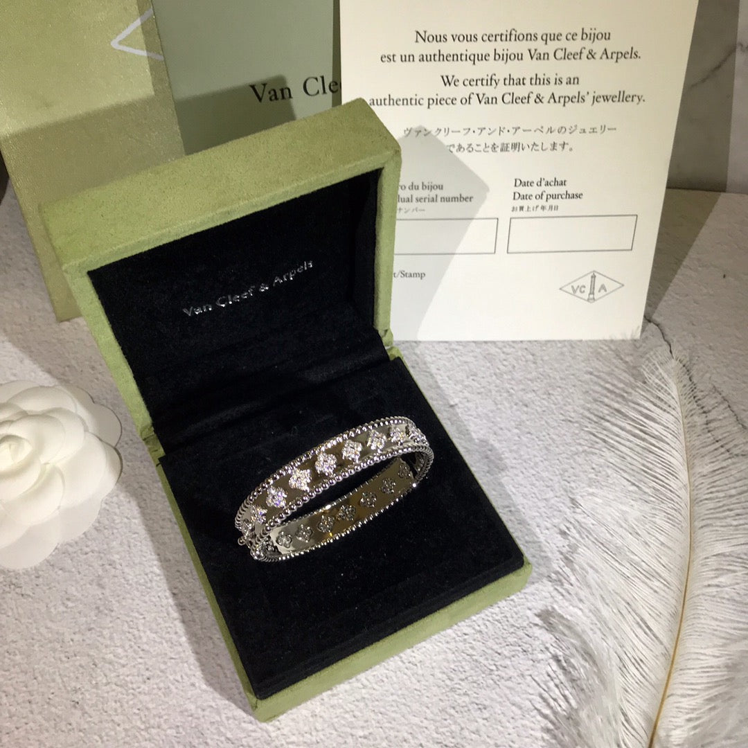 Van Cleef & Arpels Bracelet