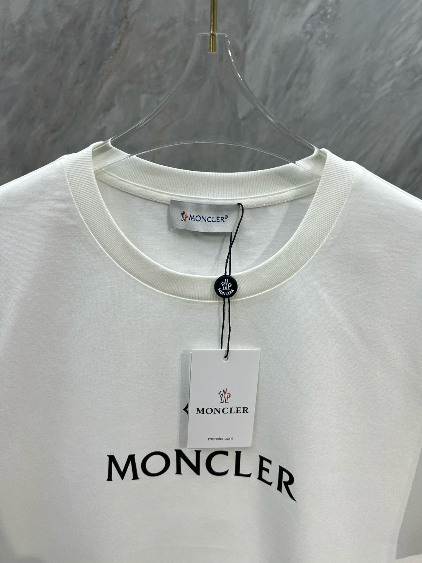 Moncler T-shirt