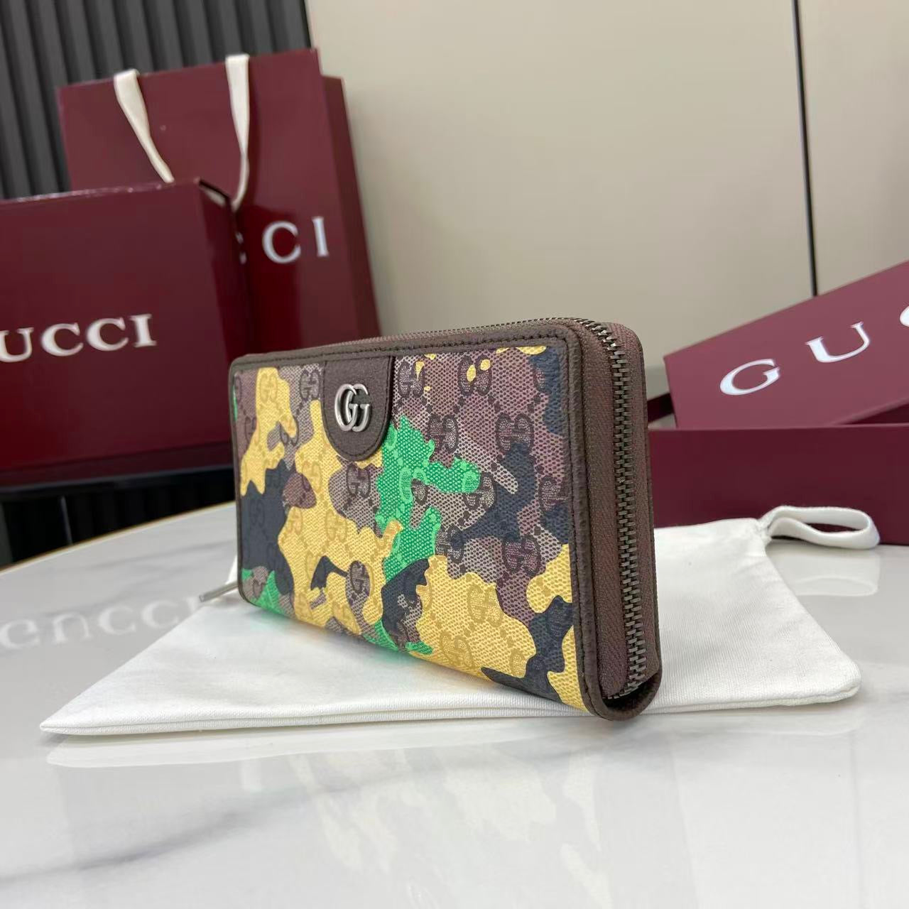 Gucci Long Zipped Wallet