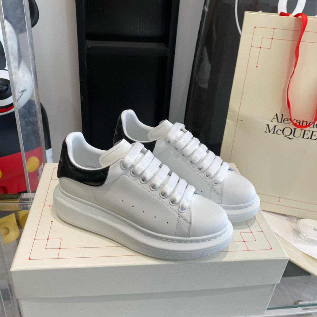 Alexander McQueen Sneakers