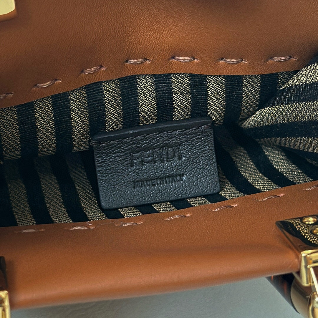 Fendi Sling bag
