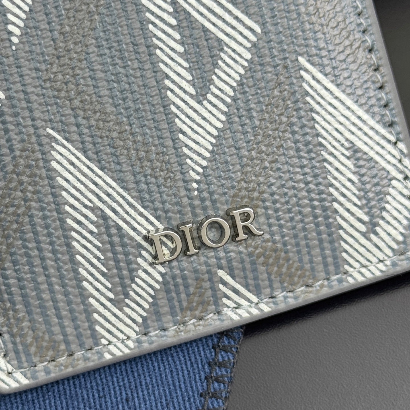 Dior Vertical Cardholder