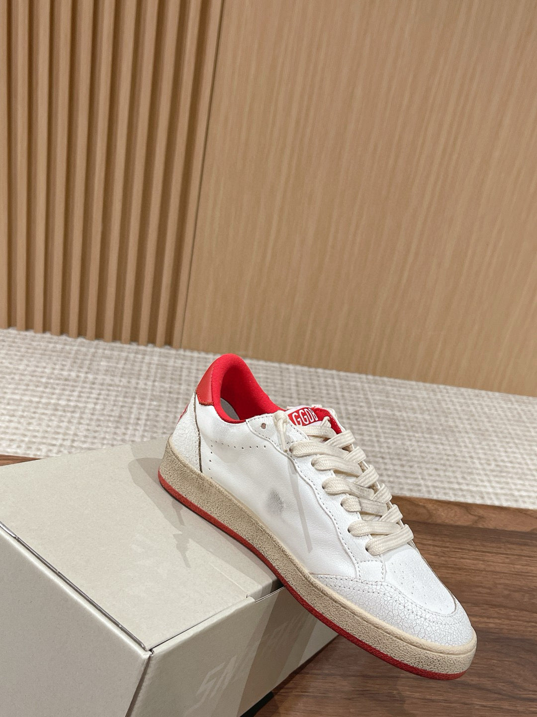 Golden Goose Sneaker