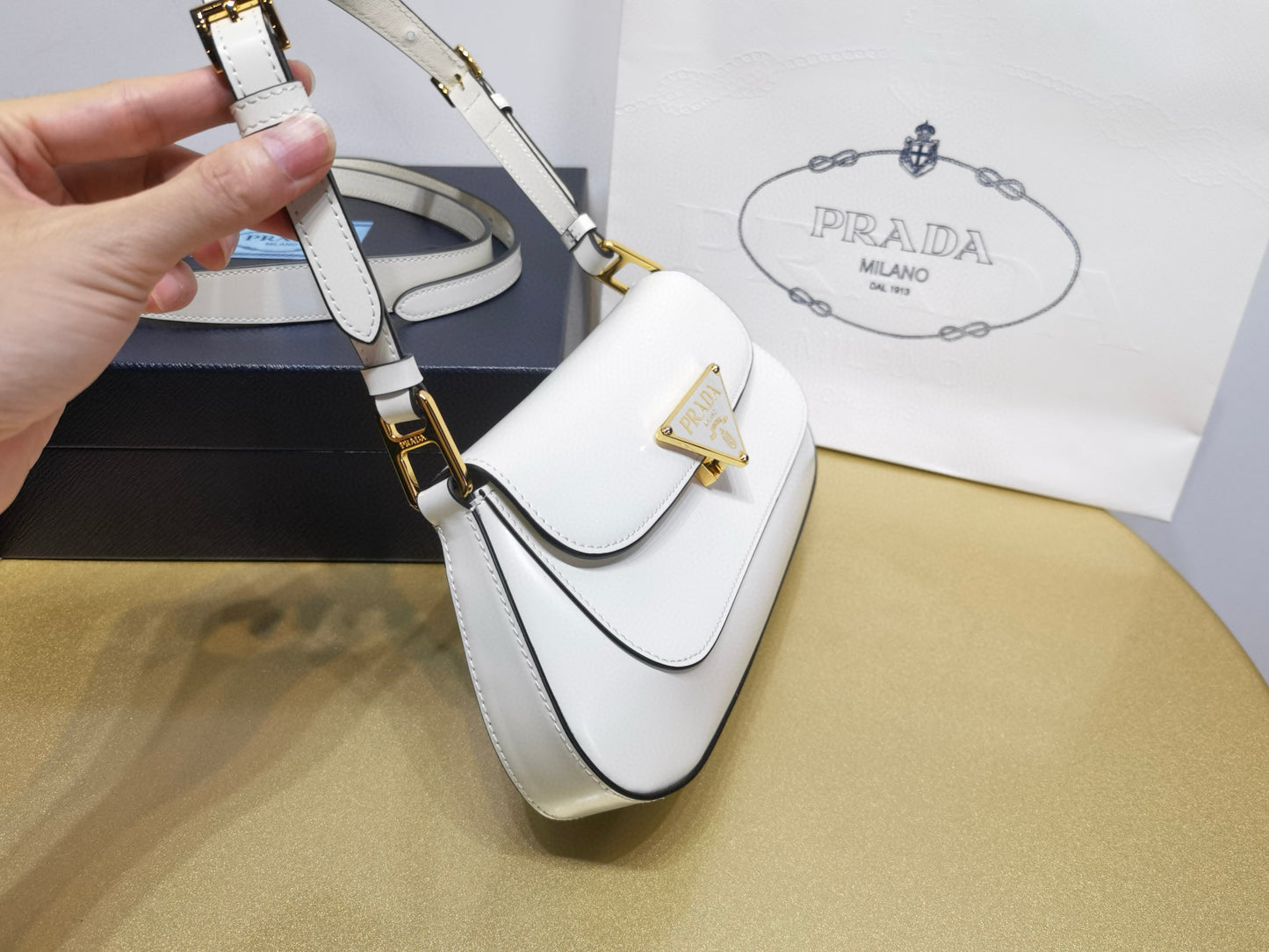 Prada Shoulder Bag 24x11x4cm
