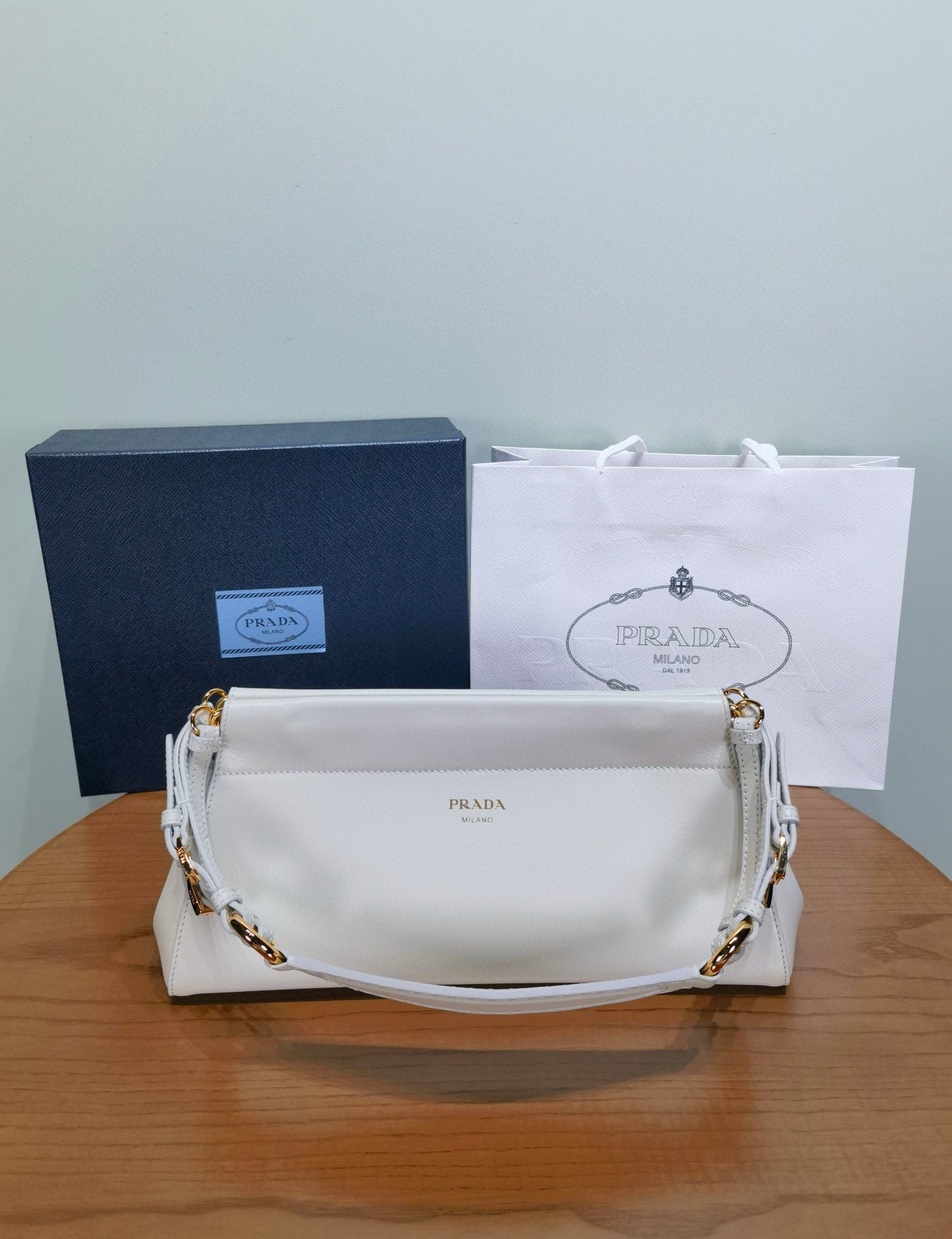 PD Enchaine Shoulder Bag