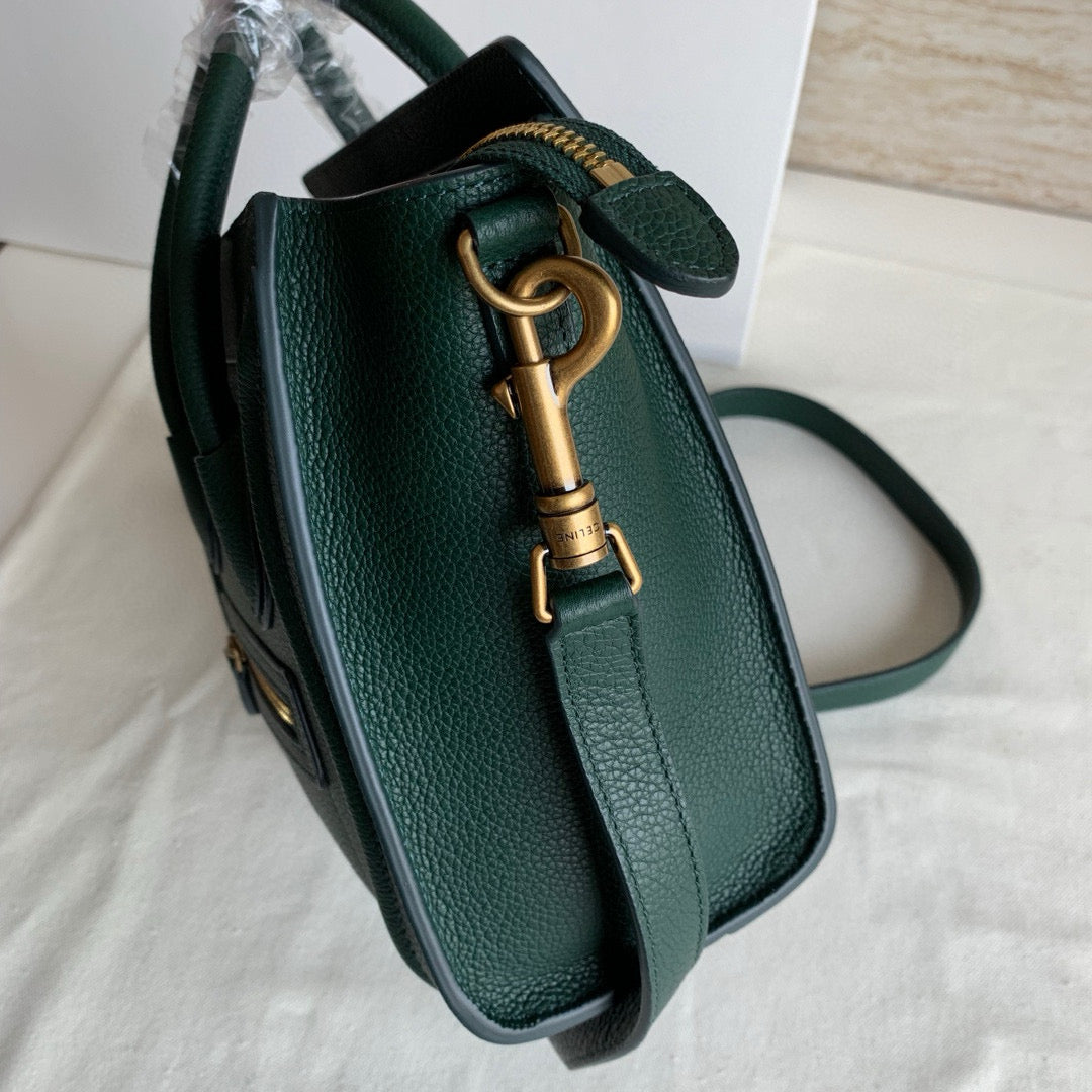 Celine Duffel