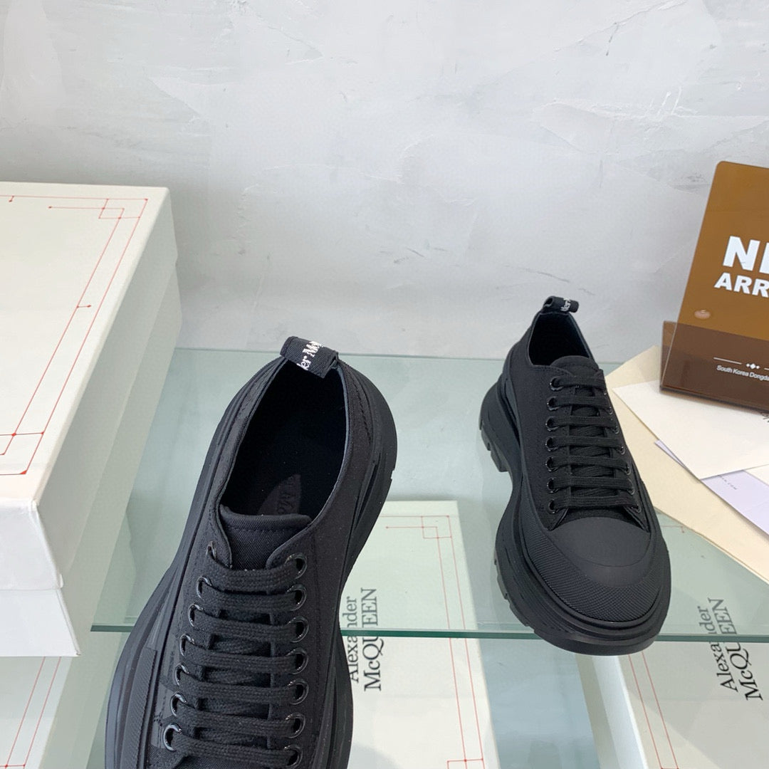 Alexander McQueen Sneakers