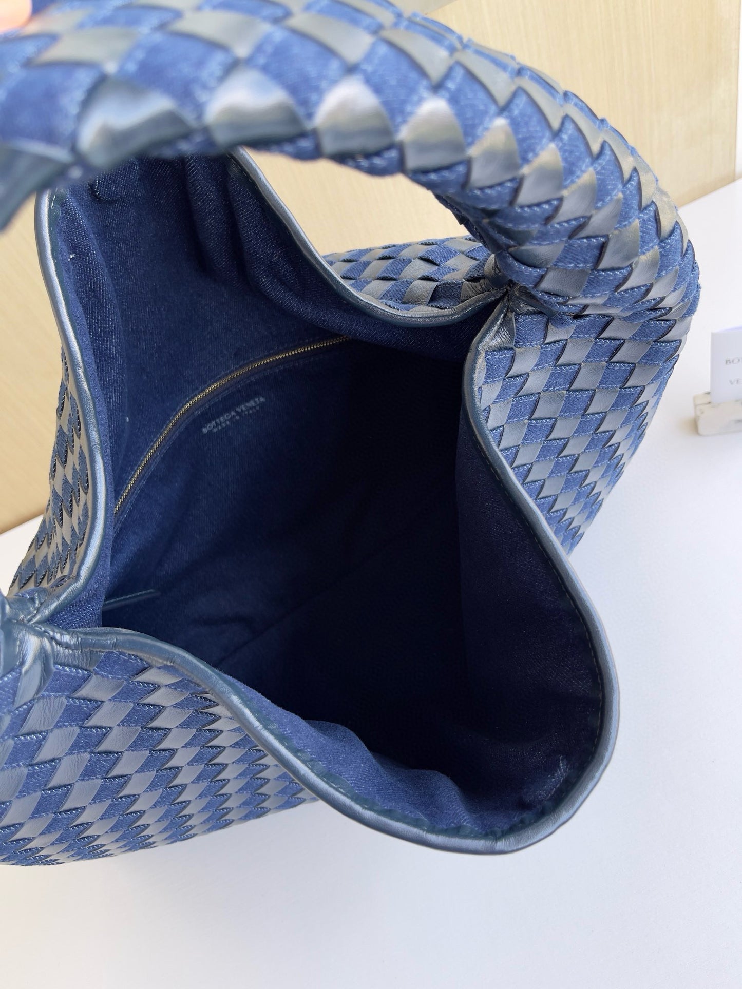 BV Hop Shoulder Bag 54x24x13cm