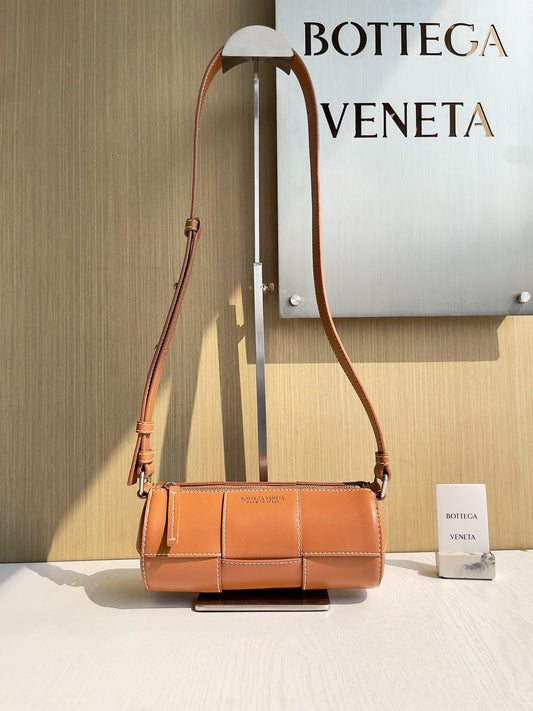 BV Small Canette Bag
