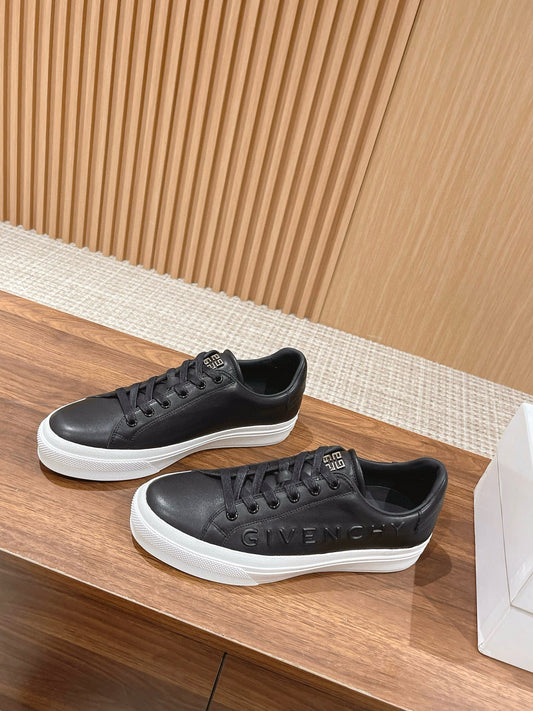 Givenchy Sneakers