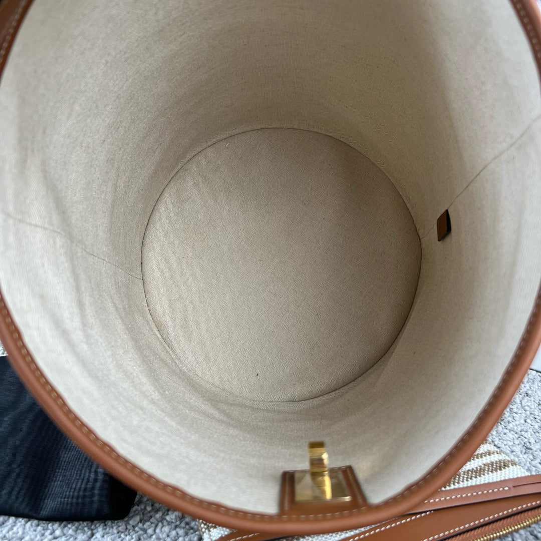 Celine Bucket