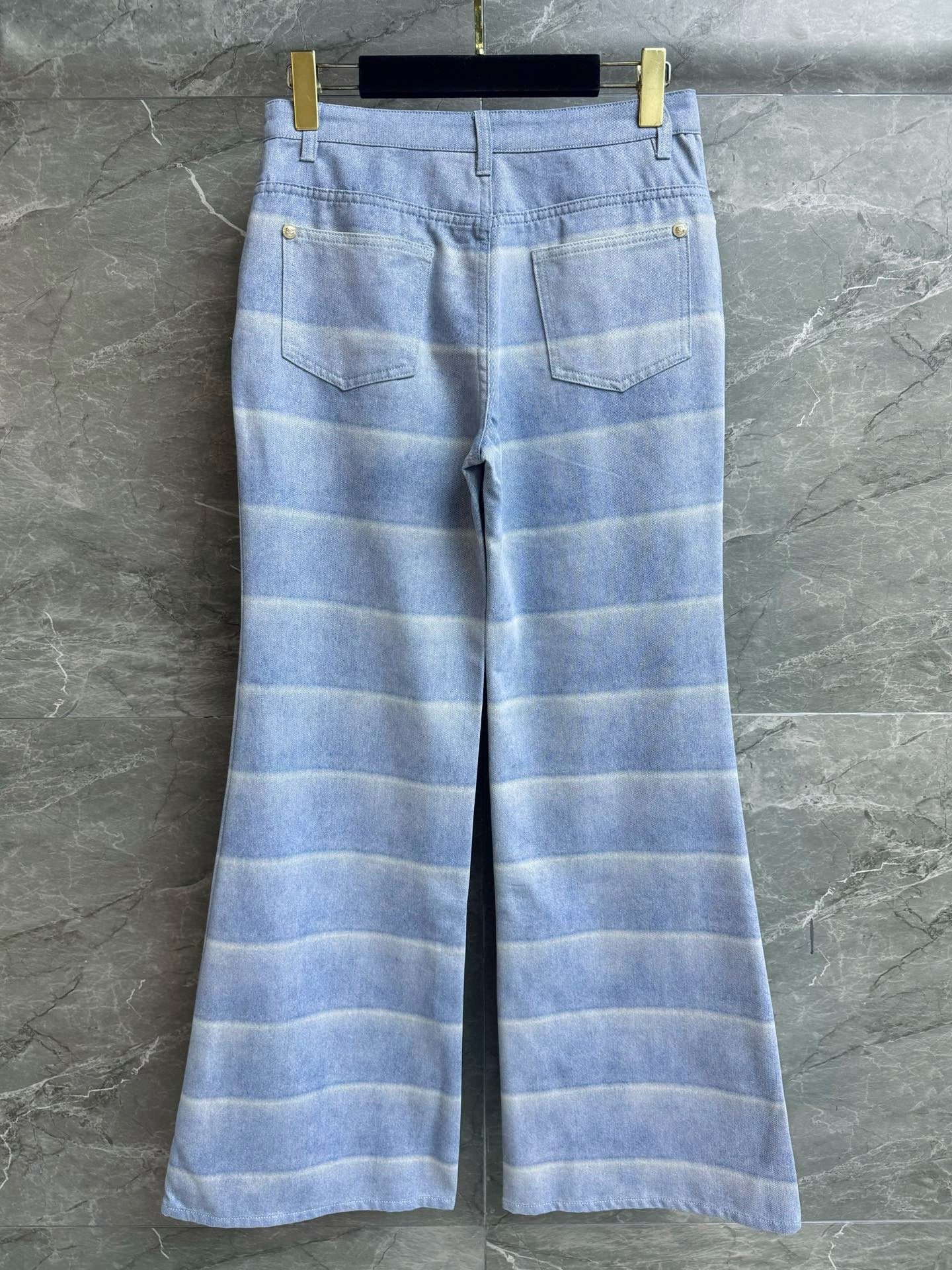 Chanel Jean