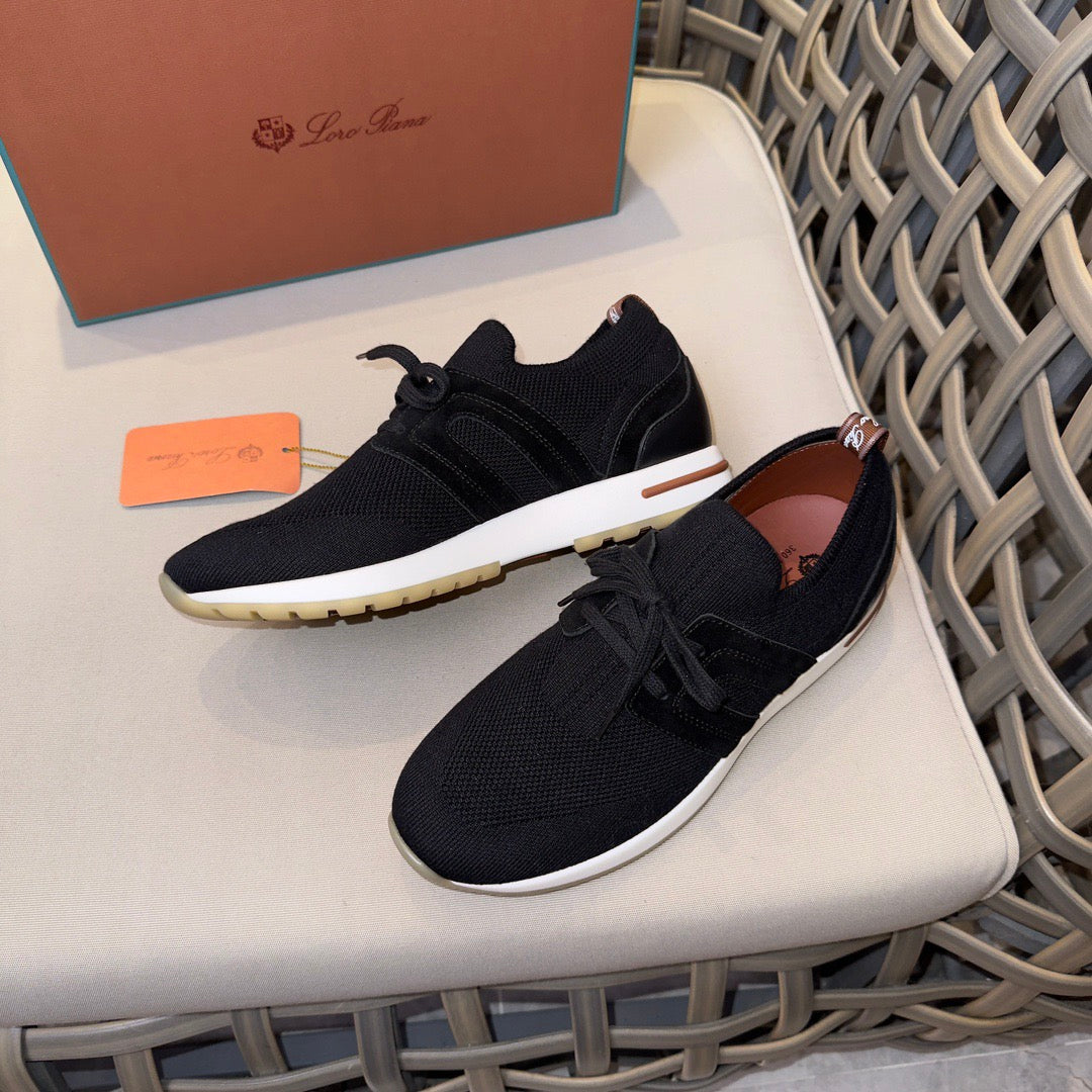 LP Sneakers
