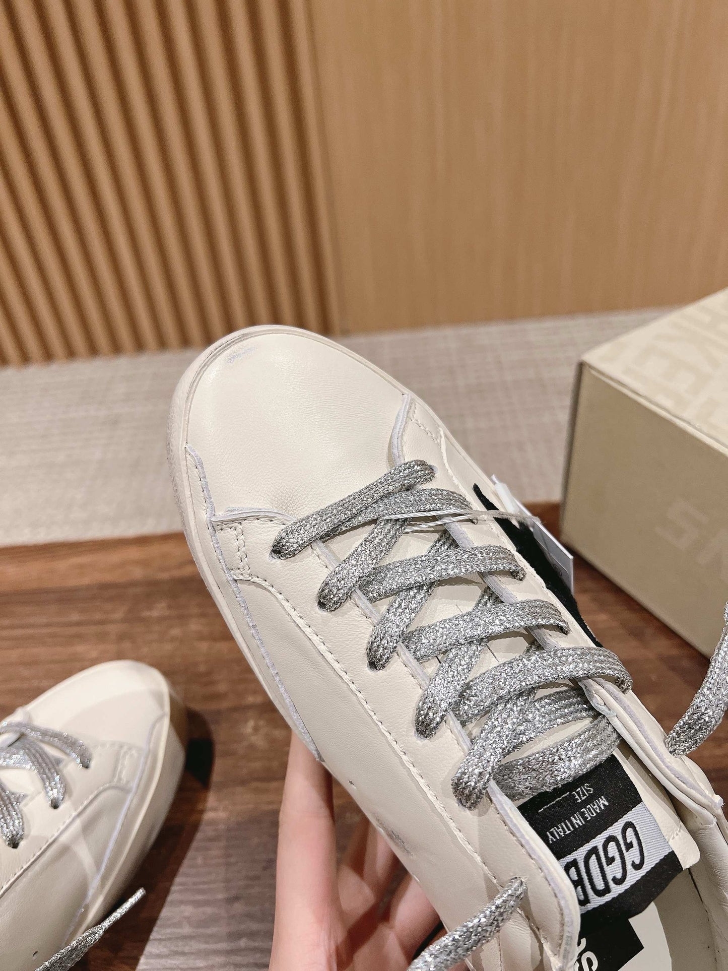 Golden Goose Sneaker