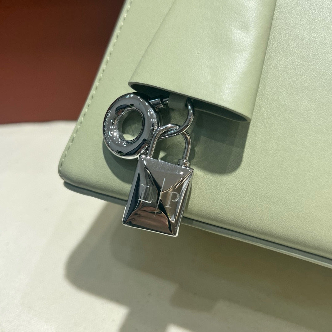 Loro Piana Extra Bag 27