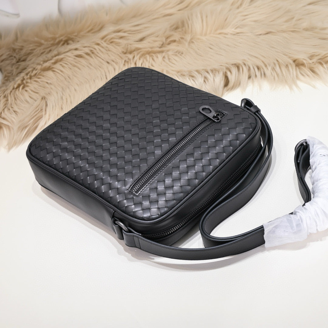 BV Cross Body Bag 25.27.6CM