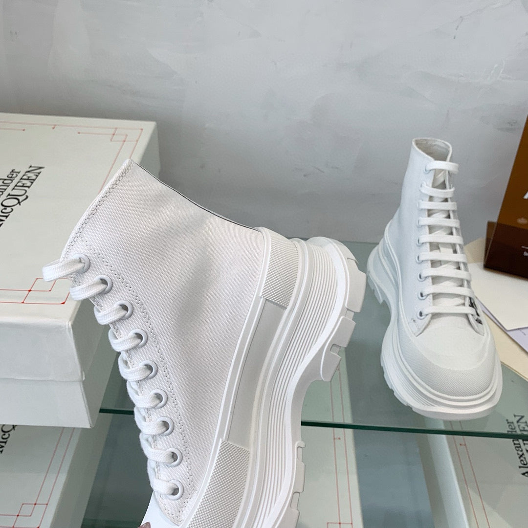 Alexander McQueen Sneakers