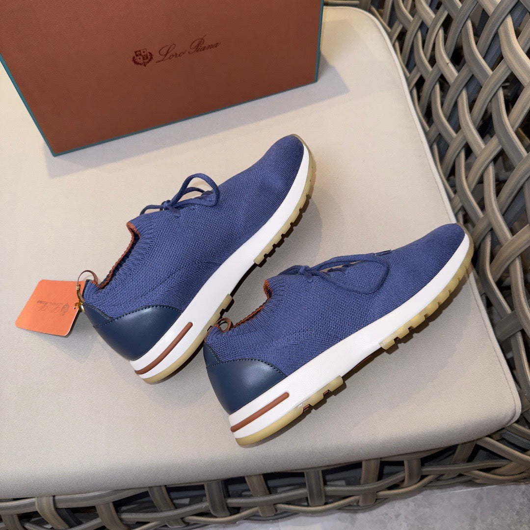 LP Sneakers